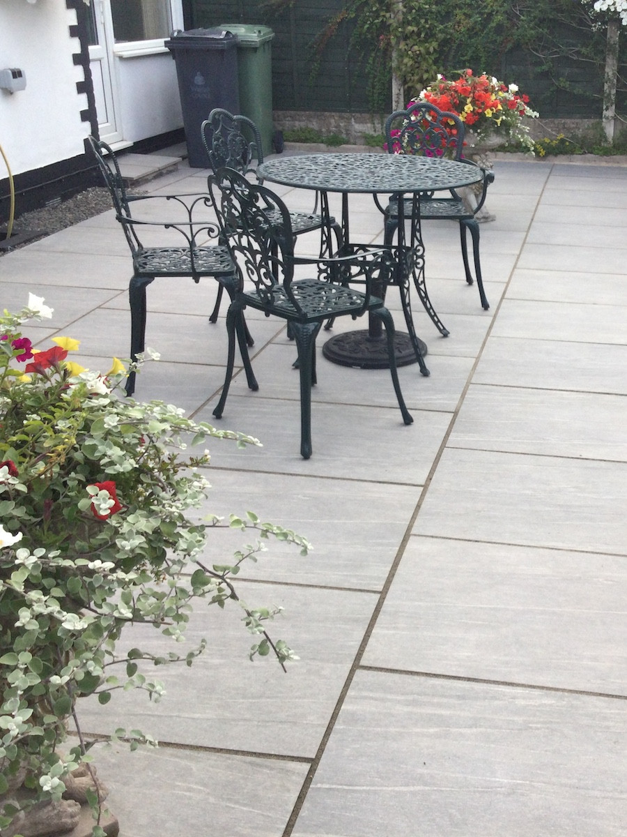 Pietra Grey Outdoor Tile - 900x600x20mm