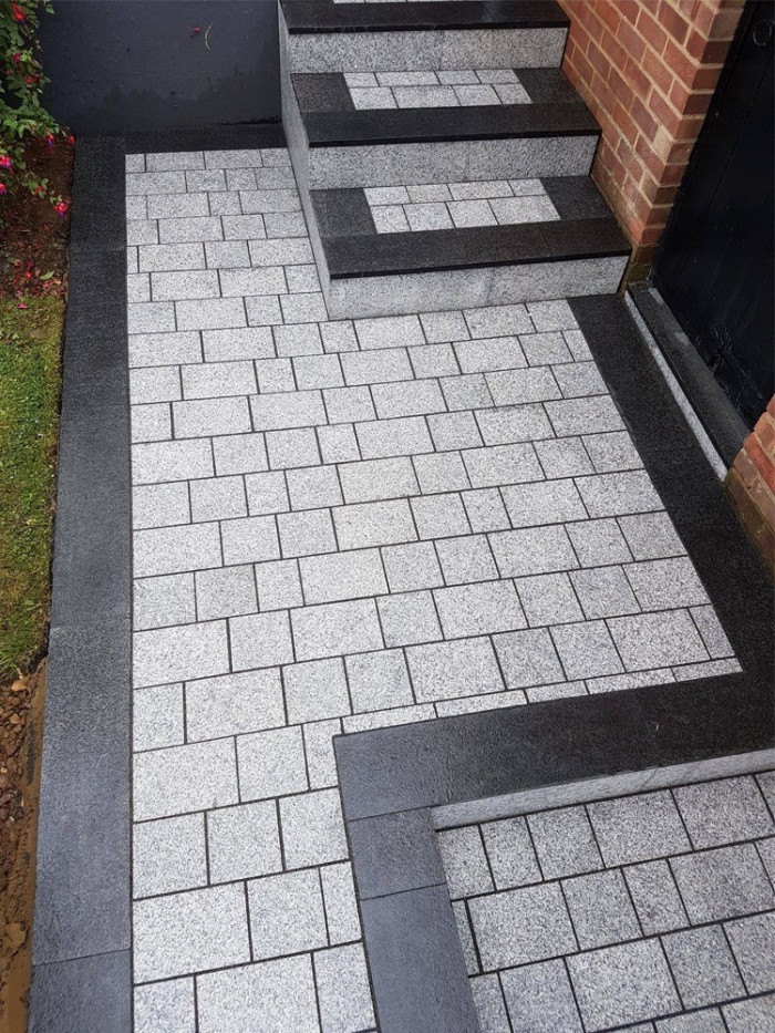 Light Grey Sawn Driveway Granite Planks - 480x130x40mm