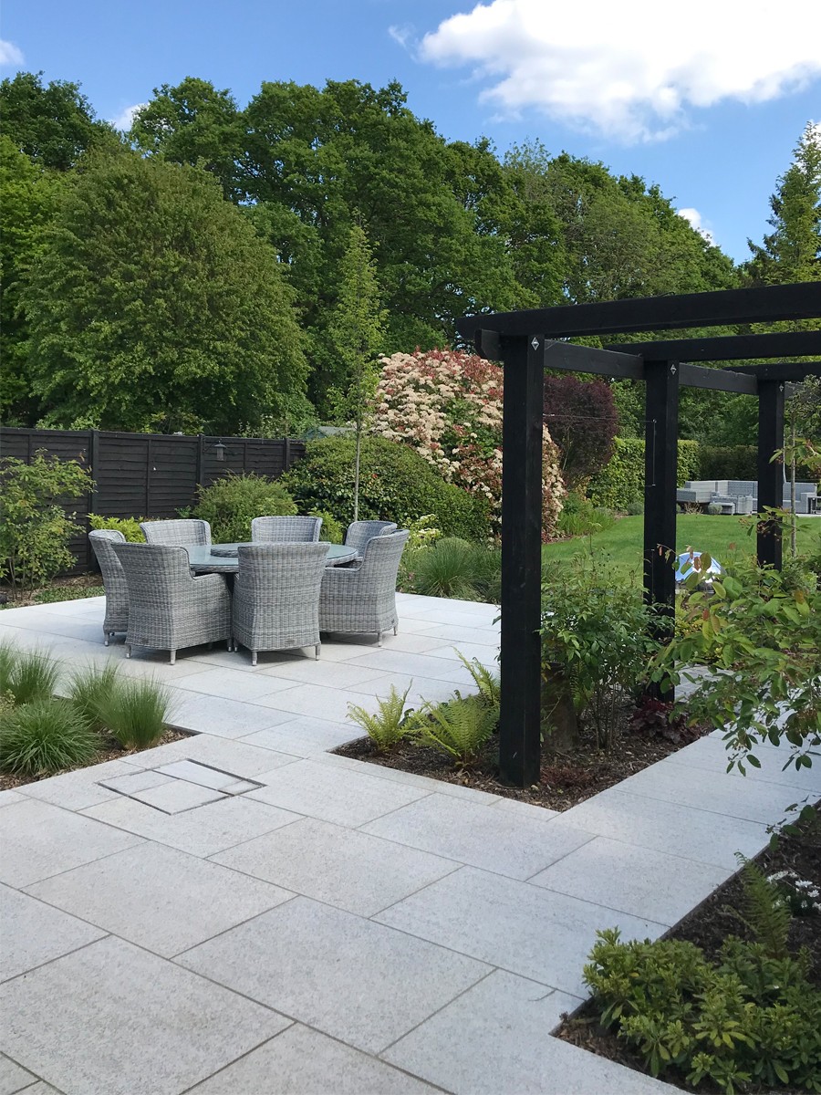 Silver Grey Granite Paving Slabs - 900x600 Pack (LAST PACK)